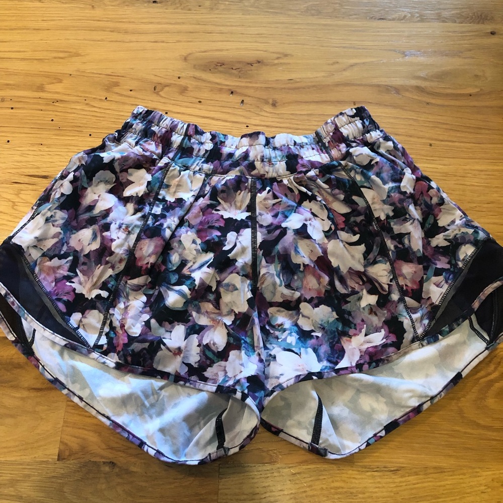 Hotty Hot Lululemon Shorts